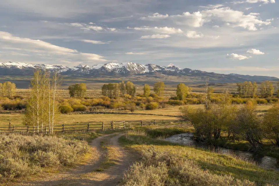 Mountain land vista near Hideout and Jordanelle